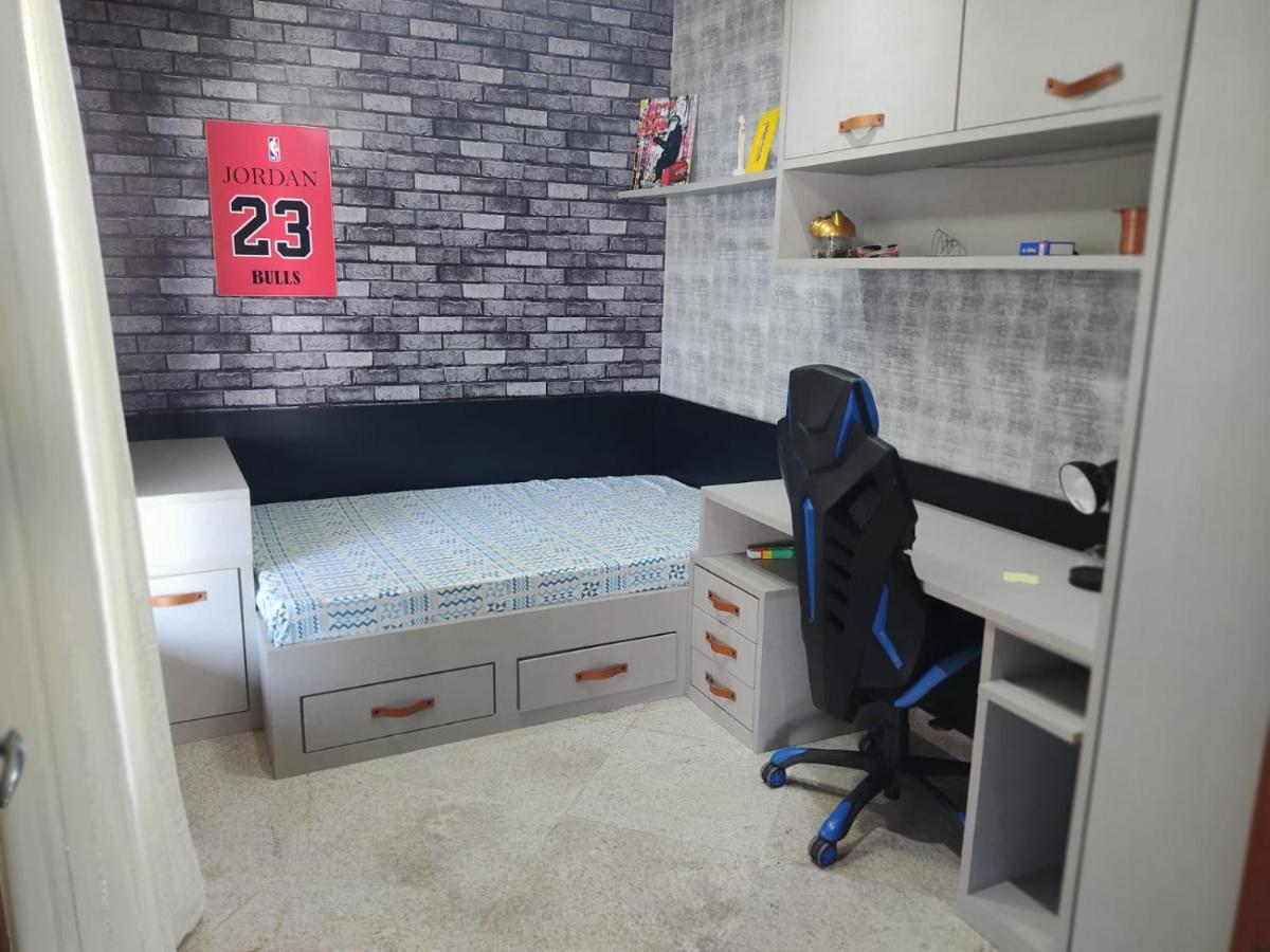 Linda Casa Com Piscina Em Interlagos Vila Velha Es Villa Ngoại thất bức ảnh