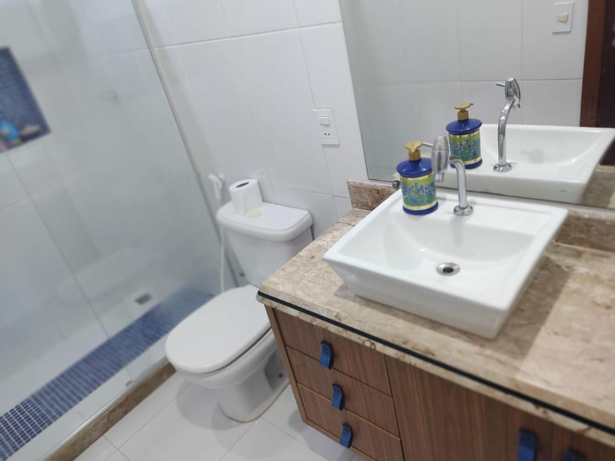 Linda Casa Com Piscina Em Interlagos Vila Velha Es Villa Ngoại thất bức ảnh
