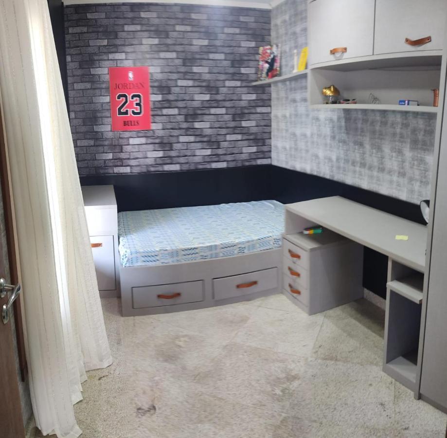 Linda Casa Com Piscina Em Interlagos Vila Velha Es Villa Ngoại thất bức ảnh