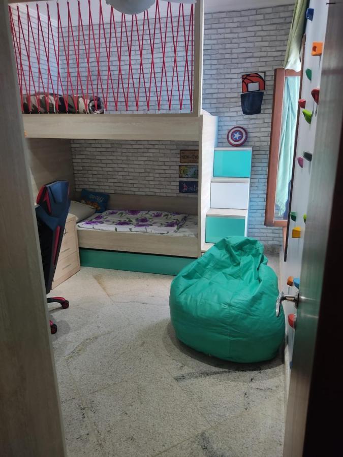 Linda Casa Com Piscina Em Interlagos Vila Velha Es Villa Ngoại thất bức ảnh