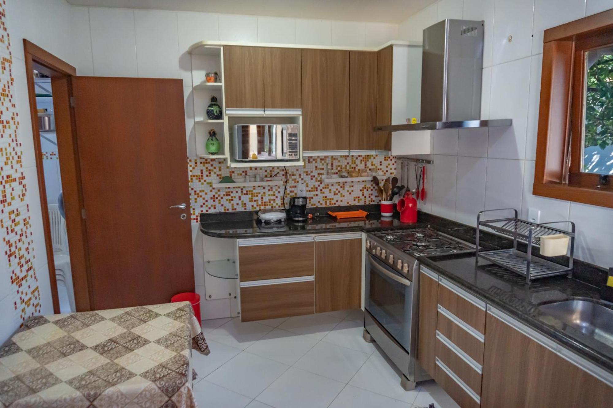 Linda Casa Com Piscina Em Interlagos Vila Velha Es Villa Ngoại thất bức ảnh